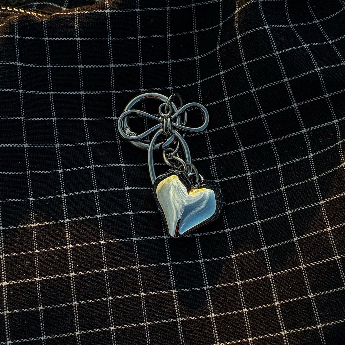 Balletcore Silver bow heart